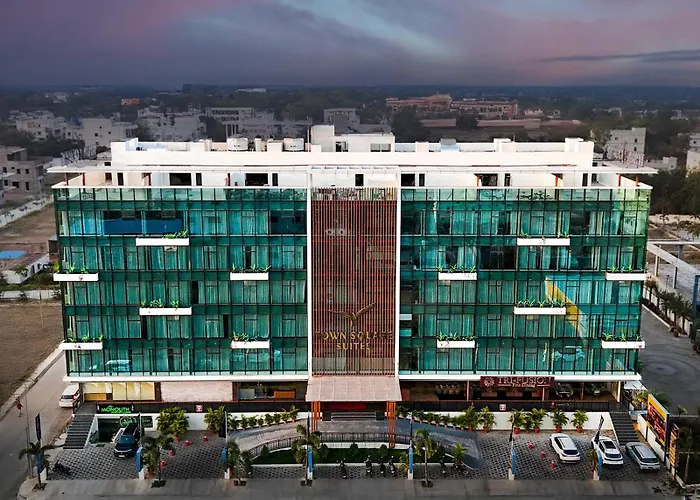 Town Square Suites