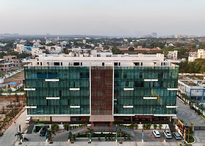 Town Square Suites